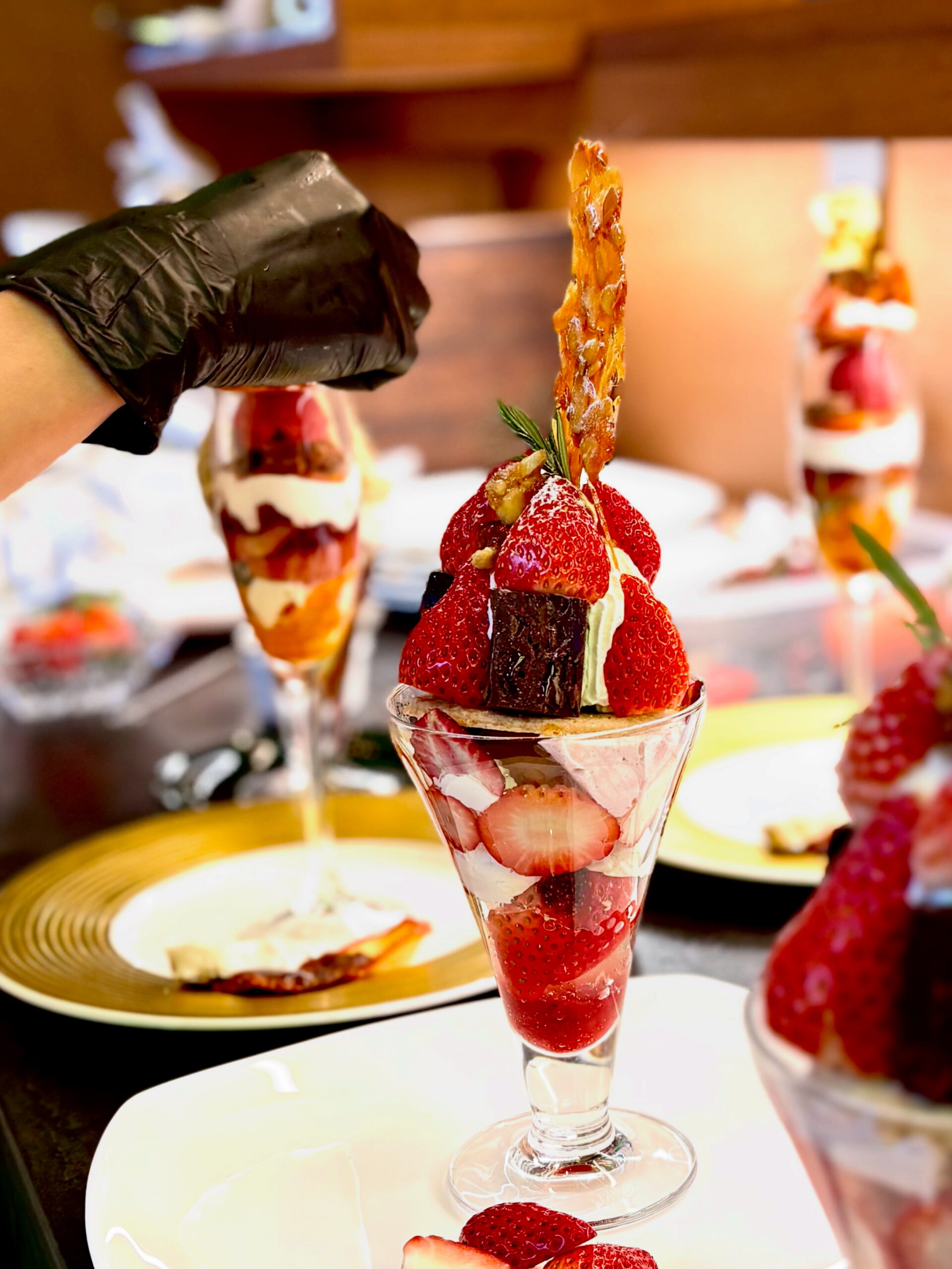 【2025冬春】サンドリヨンの苺パフェ